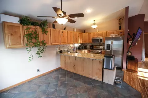 8405 Oak Ave, Gary, IN 46403 photo 3