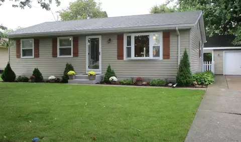 105 Pine Ct, Hebron, IN 46341 photo 1