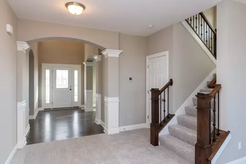 10176 Golden Crest Dr, Saint John, IN 46373 photo 6