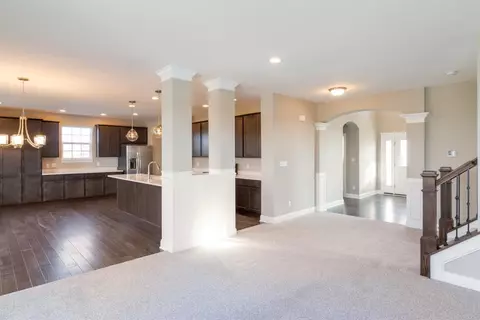 10176 Golden Crest Dr, Saint John, IN 46373 photo 5