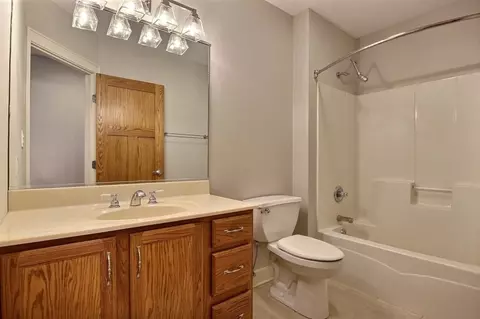 2500 Camelot Dr, Dyer, IN 46311 photo 27