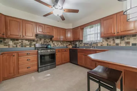 961 Apache Ct, Crown Point, IN 46307 photo 7