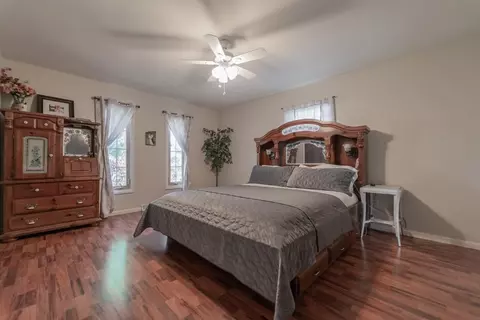 961 Apache Ct, Crown Point, IN 46307 photo 14