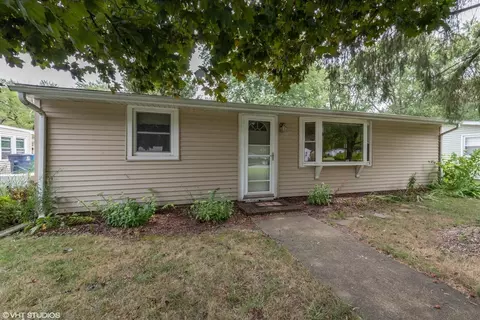 215 Arrowhead Trl, Porter, IN 46304 photo 2