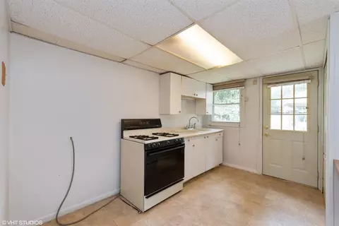 215 Arrowhead Trl, Porter, IN 46304 photo 6