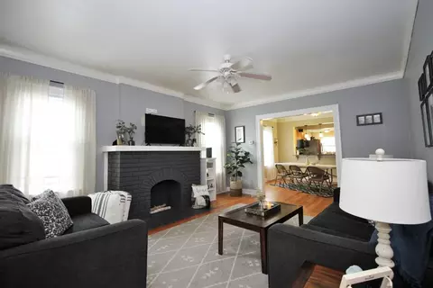 251 Humpfer St, Hammond, IN 46324 photo 3