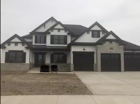 8927 Zinnia Dr, Saint John, IN 46373 photo 1