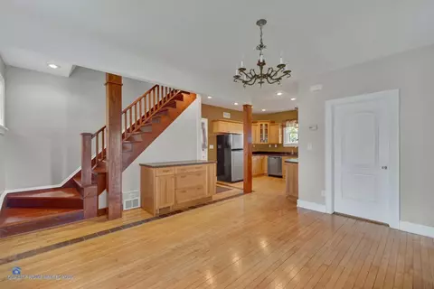 447 Oak St, Dyer, IN 46311 photo 2