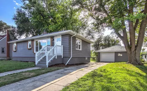 7436 Mccook Ave, Hammond, IN 46323 photo 2