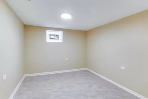 377 Lincoln St, Gary, IN 46402 photo 17