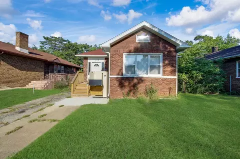 377 Lincoln St, Gary, IN 46402 photo 1