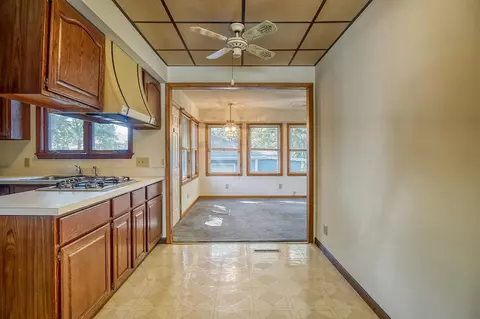 1201 E Miller St, Griffith, IN 46319 photo 7