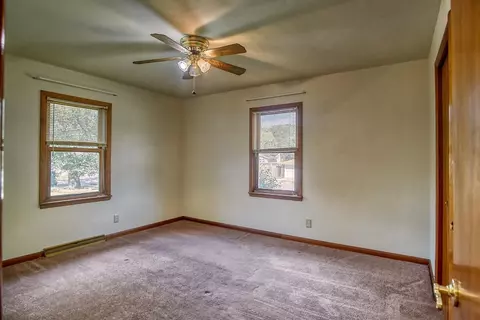 1201 E Miller St, Griffith, IN 46319 photo 12