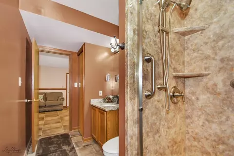 1735 N Jay St, Griffith, IN 46319 photo 13