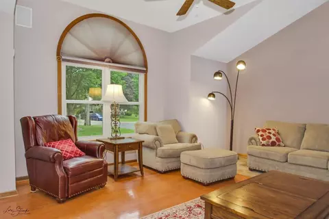 1735 N Jay St, Griffith, IN 46319 photo 3