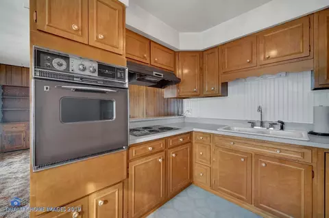 4920 Garfield St, Gary, IN 46408 photo 2