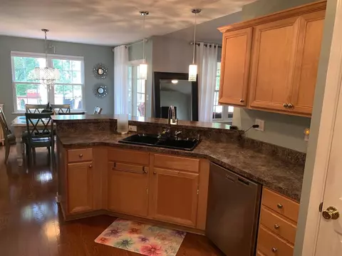 10762 Knickerbocker Ct, Saint John, IN 46373 photo 12
