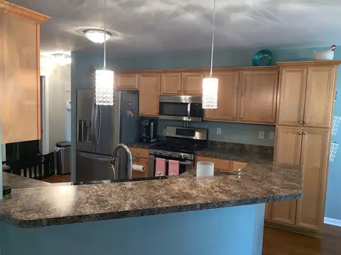 10762 Knickerbocker Ct, Saint John, IN 46373 photo 9
