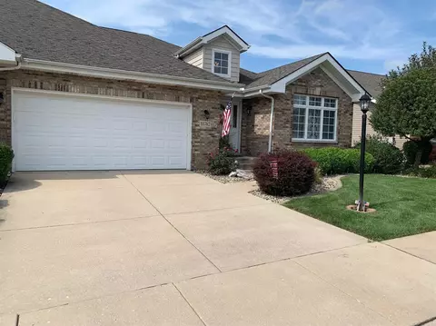 10762 Knickerbocker Ct, Saint John, IN 46373 photo 1