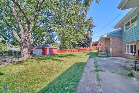 895 Ridgeway Ave, Munster, IN 46321 photo 22