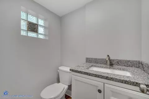 895 Ridgeway Ave, Munster, IN 46321 photo 12