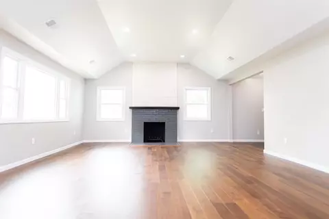 339 N Jay St, Griffith, IN 46319 photo 11