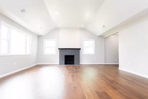 339 N Jay St, Griffith, IN 46319 photo 11