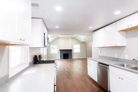 339 N Jay St, Griffith, IN 46319 photo 10