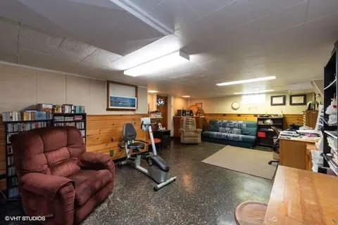 334 N Harvey St, Griffith, IN 46319 photo 11