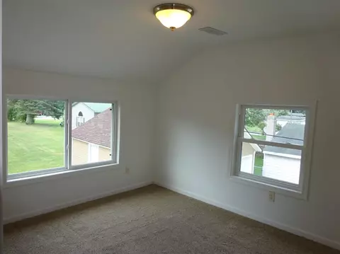 207 E Walker St, Rolling Prairie, IN 46371 photo 13