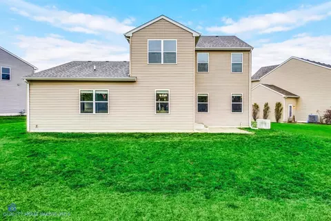 1678 W 129th Ct, Crown Point, IN 46307 photo 3
