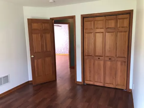 5624 Pointe Dr, Hammond, IN 46320 photo 16