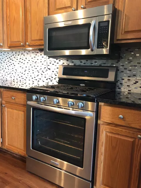 5624 Pointe Dr, Hammond, IN 46320 photo 11