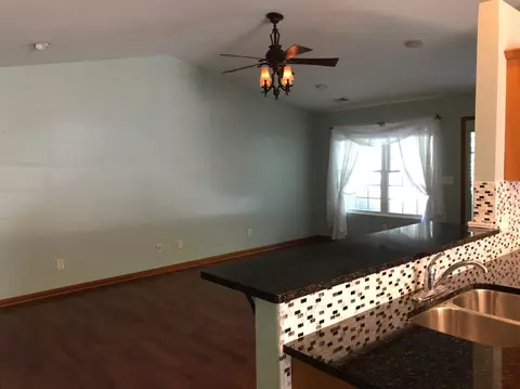 5624 Pointe Dr, Hammond, IN 46320 photo 13