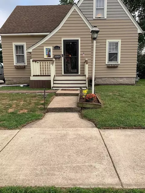 236 Greiving St, Dyer, IN 46311 photo 1