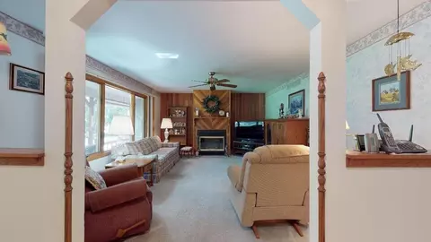 530 Michigami Trl, Porter, IN 46304 photo 9
