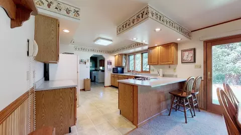 530 Michigami Trl, Porter, IN 46304 photo 17