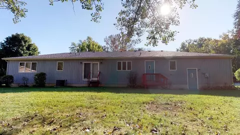 530 Michigami Trl, Porter, IN 46304 photo 4