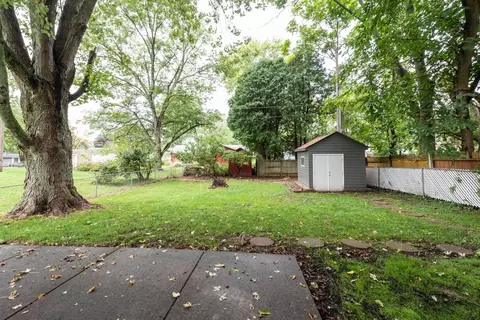 705 Center St, Valparaiso, IN 46385 photo 14