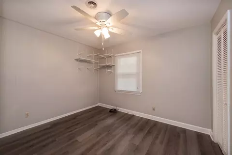 705 Center St, Valparaiso, IN 46385 photo 5