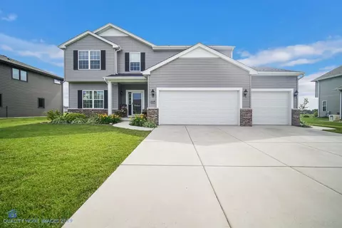 13074 Cleveland St, Crown Point, IN 46307 photo 1