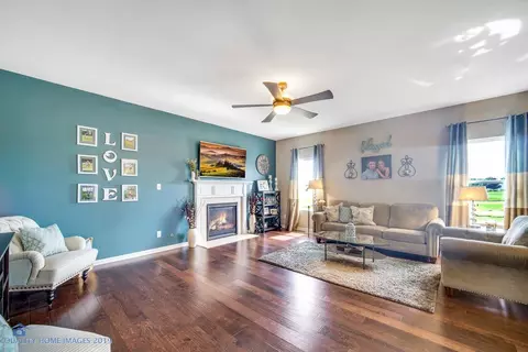 13074 Cleveland St, Crown Point, IN 46307 photo 5