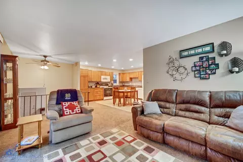 1426 N Jay St, Griffith, IN 46319 photo 3
