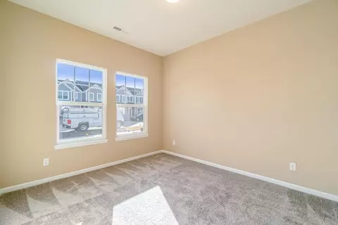 990 E 117th Pl, Crown Point, IN 46307 photo 5