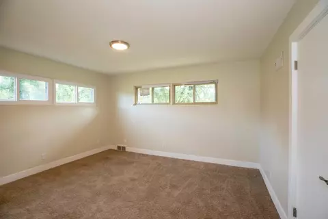 825 W 35th Ave, Gary, IN 46408 photo 27