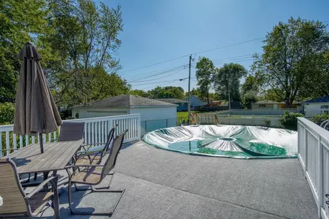 642 Northgate Dr, Dyer, IN 46311 photo 17