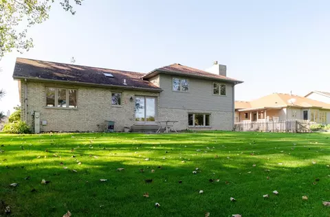 2641 Squire Dr, Dyer, IN 46311 photo 9