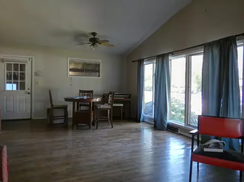 8227 Locust Ave, Gary, IN 46403 photo 2