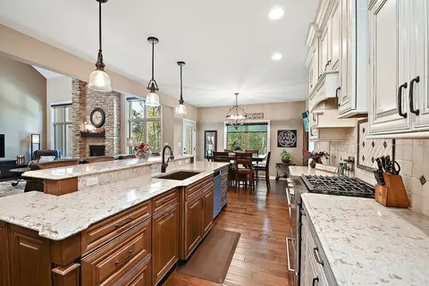 2087 Nolan Ave, Crown Point, IN 46307 photo 9