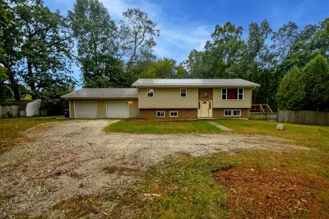 500 E Wayne Dr, La Porte, IN 46350 photo 2